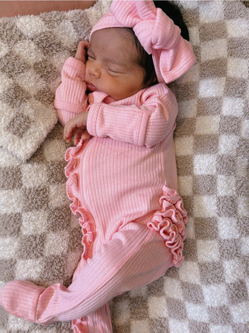 Ribbed Zip Ruffle Footie Romper | Pink - PREORDER