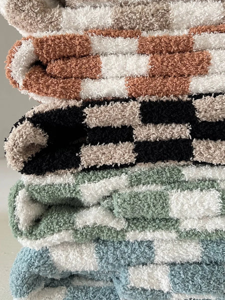 Phufy® Bliss Checkerboard Blanket | Sage - PREORDER