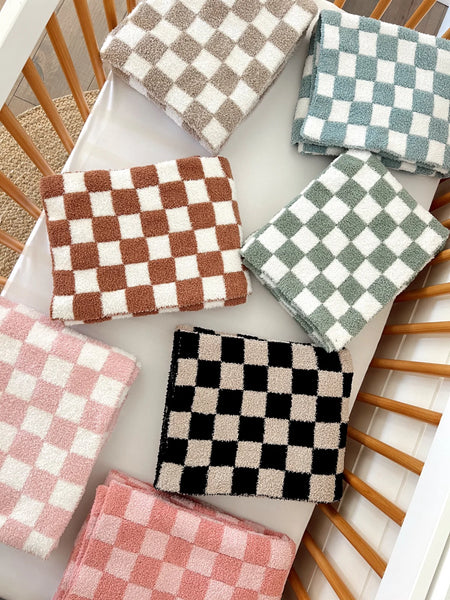 Phufy® Bliss Checkerboard Blanket | Strawberry - PREORDER